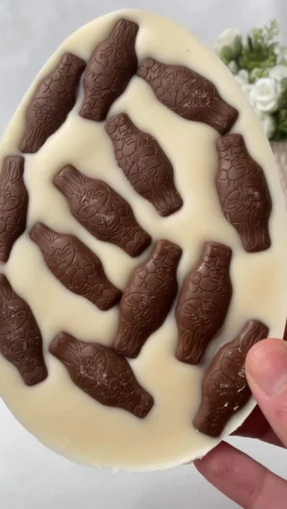 ✨🐰 ¡Temporada de Pascua en marcha! 🐣🍫

En Mac Fiestas encontrás moldes planos ideales para hacer huevos de Pascua de forma fácil y prolija. Perfectos para quienes aman preparar sus propios chocolates, emprender o sorprender con algo hecho en casa.

Con estos moldes podés lograr huevos bien formados, brillantes y listos para rellenar o decorar como más te guste. 🎀🍫

🎁 Dale rienda suelta a tu creatividad y prepará huevos de Pascua únicos para regalar, vender o disfrutar en familia.

#Pascua #HuevosDePascua #Chocolatería #MacFiestas #HechoEnCasa Emprendedores 🍫🐰